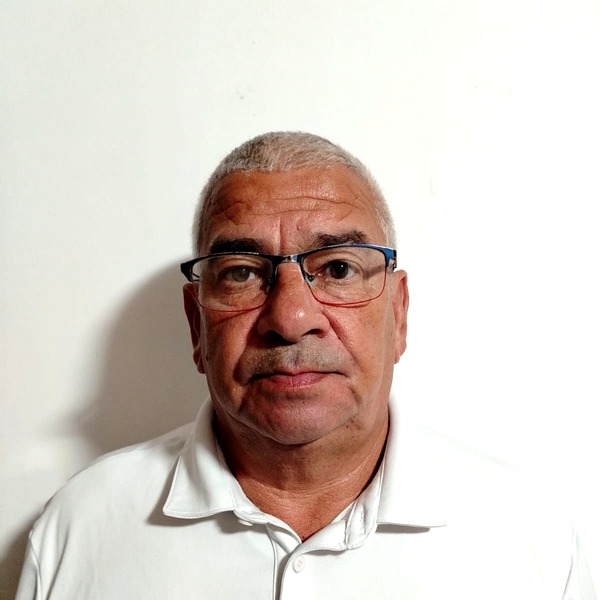 Leon Van Der Rheede β Professional Tour Guide